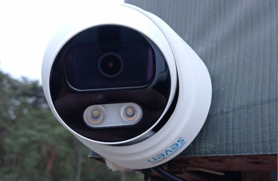 Як вибрати найкращу камеру відеоспостереження для захисту вашого будинку